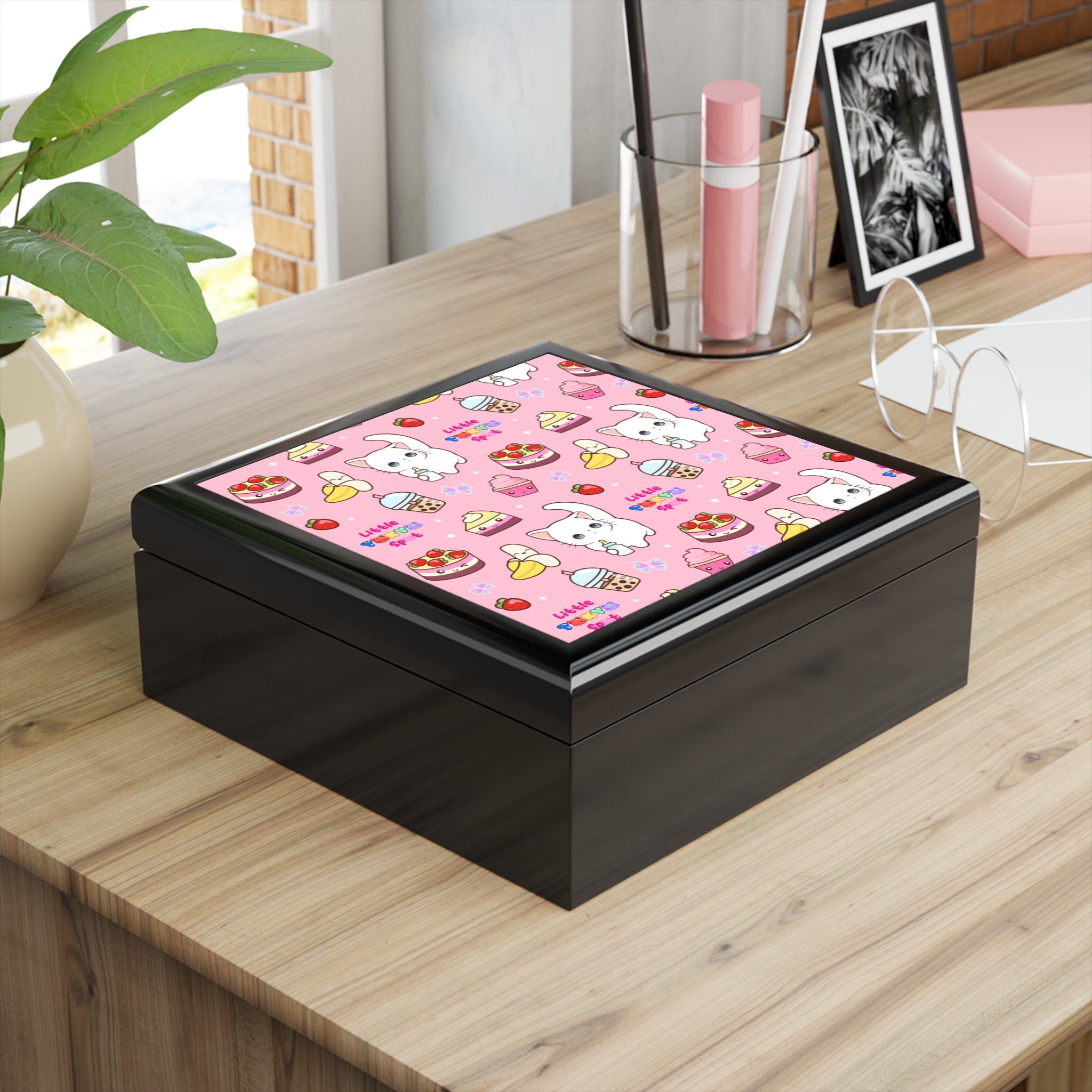 Cute Cat-Themed Jewelry Box, Whimsical Keepsake Container, Perfect Gift for Cat Lovers, Birthday Surprise, Home Decor