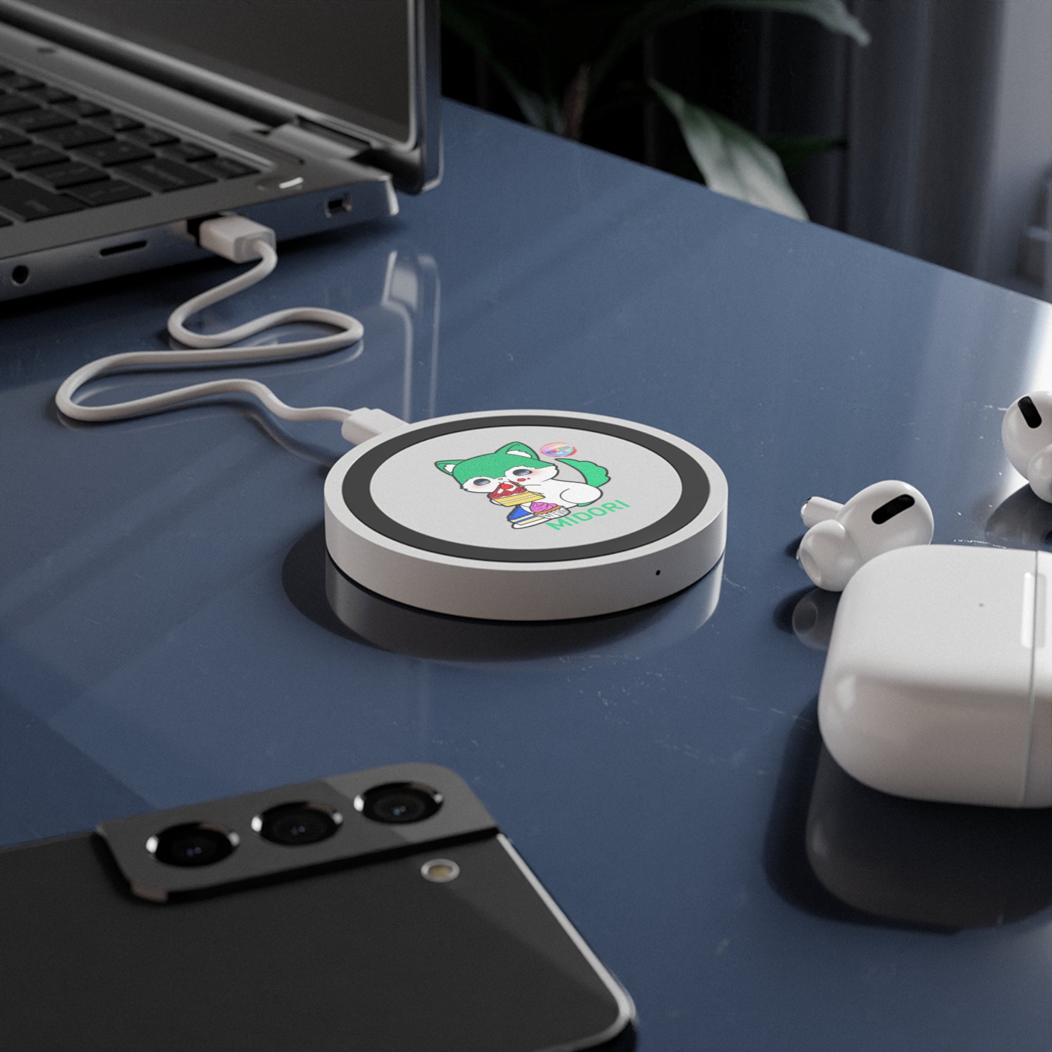 Cute Cartoon Pet Wireless Charging Pad - Fun Gaming Gift, Tech Accessory, Quake Style, Midori Design, Home Office Decor